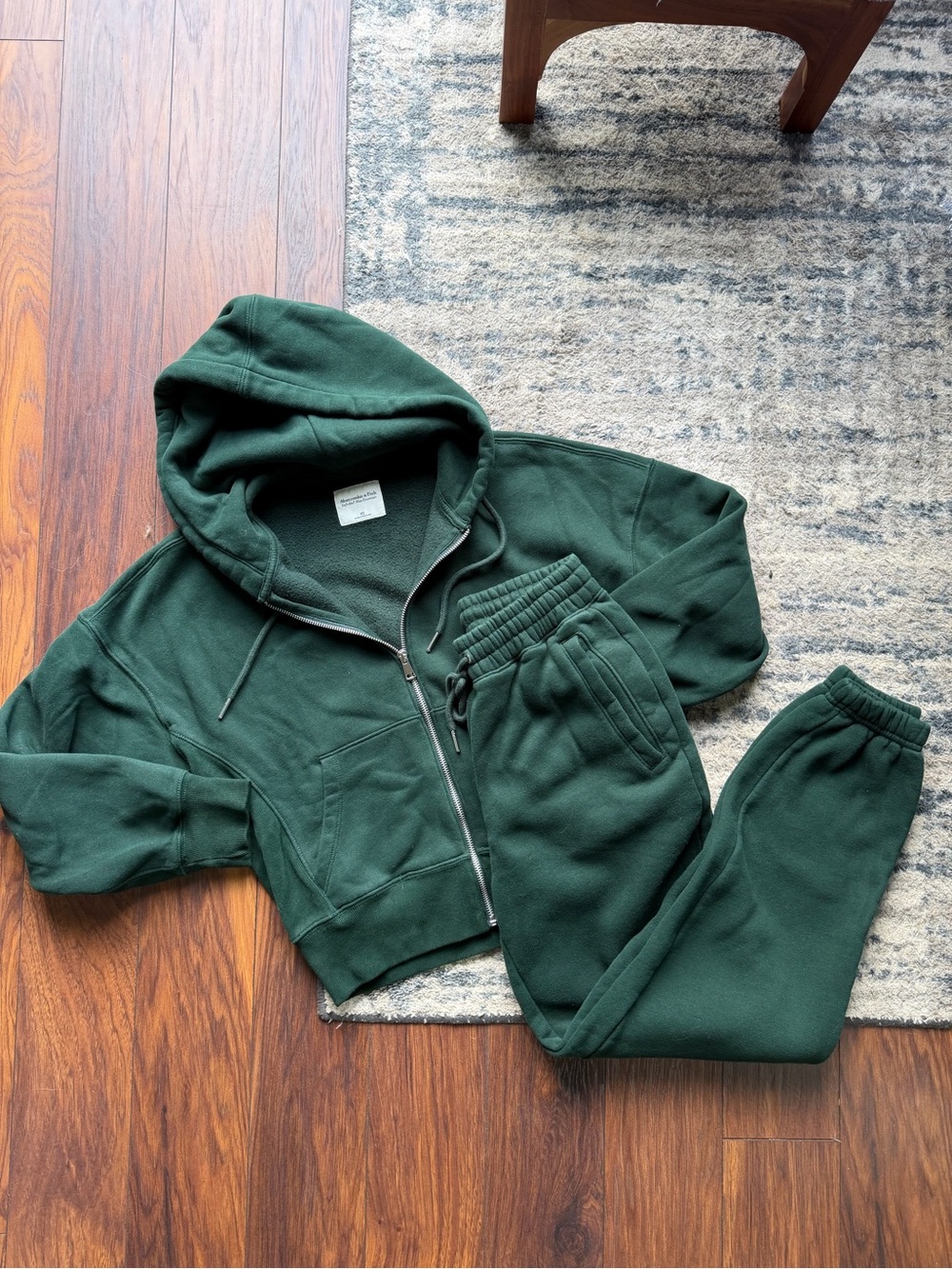 Abercrombie & Fitch Sunday Essentials Forest Green Zip Hoodie & Joggers Set